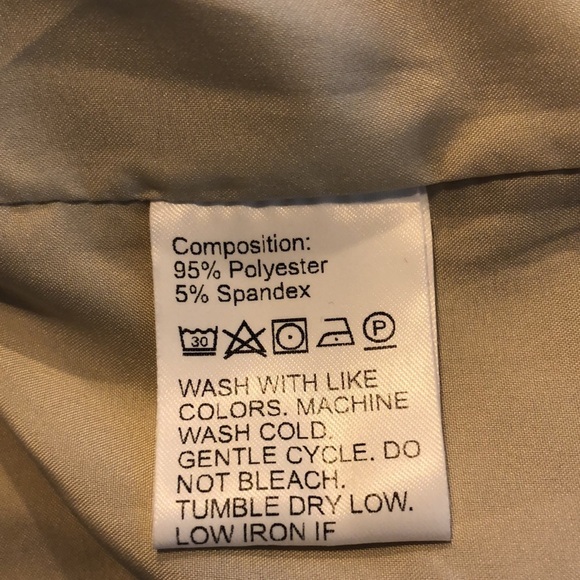 AEL Amy Enjoy Life Minimalist Short Sleeved Deep V Neck Full Cut Sheath Dress - Picture 11 of 13